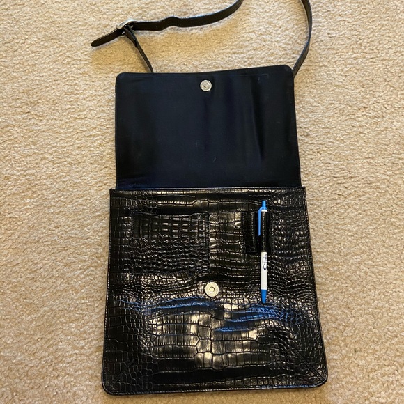 Kenneth Cole Black Business Satchel - Picture 3 of 4